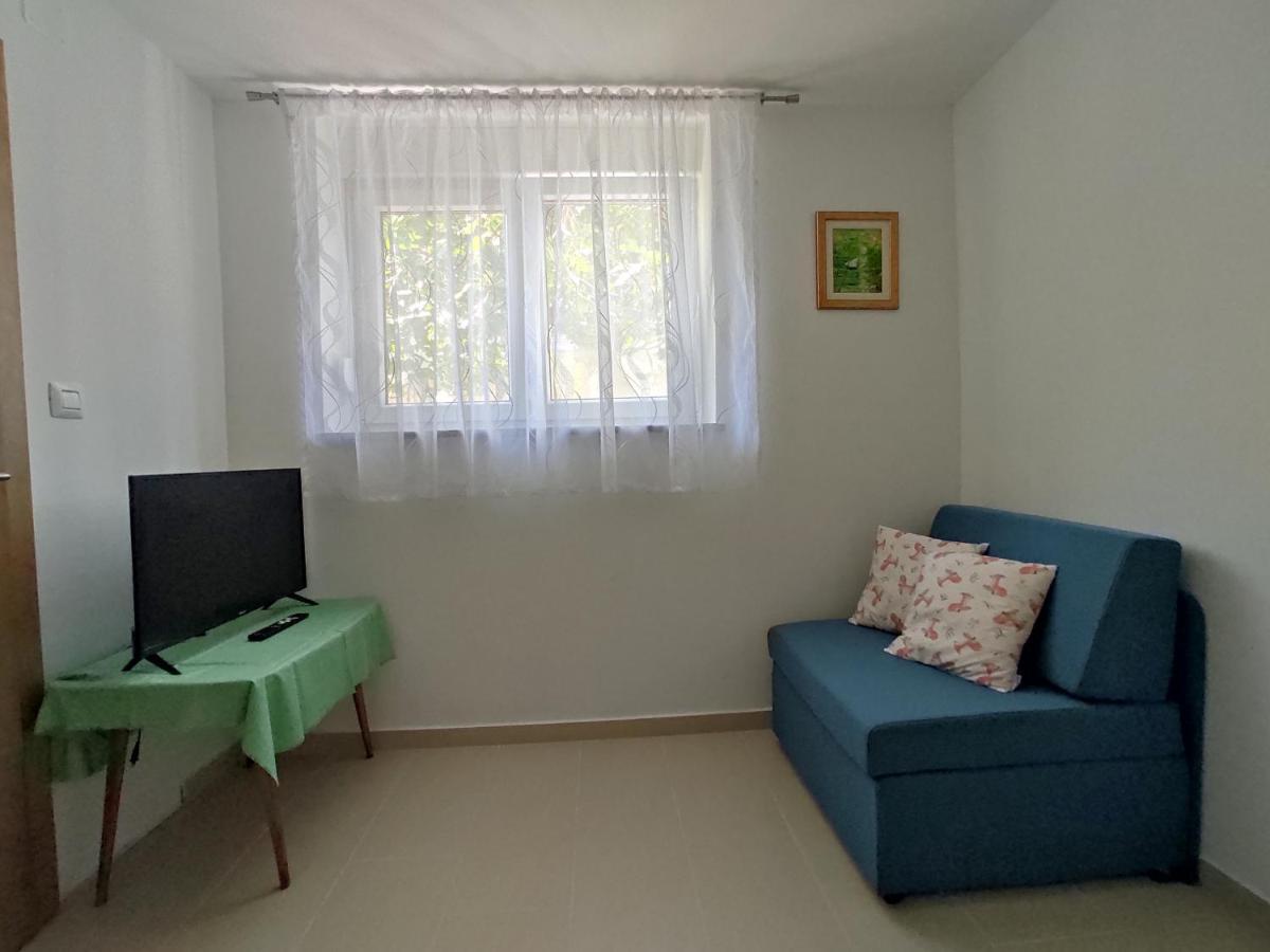 Apartment Deeranaei クラリェヴィツァ エクステリア 写真