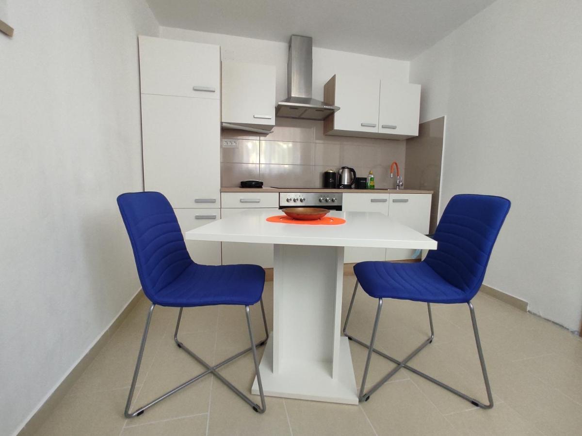Apartment Deeranaei クラリェヴィツァ エクステリア 写真