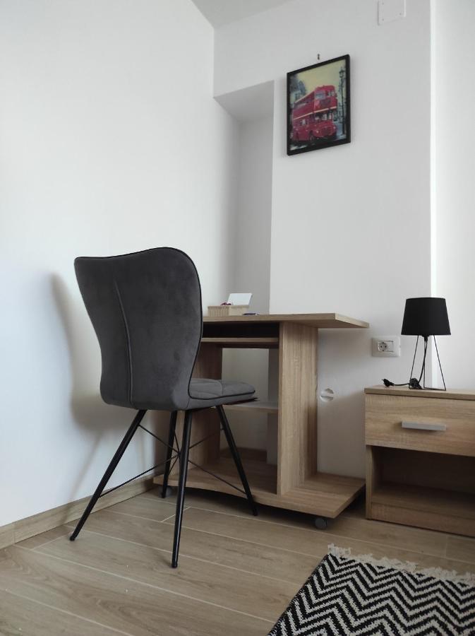 Apartment Deeranaei クラリェヴィツァ エクステリア 写真